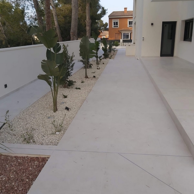 exterior (5)